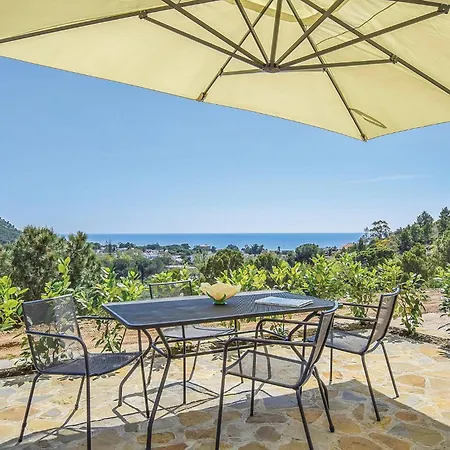 Apartment Gorgeous In Ogliastro Marina Montecorice